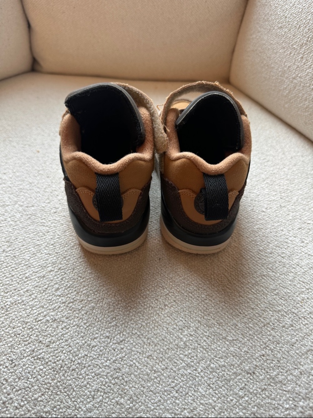 Kids Brown High-Top Jordon - Picture 3 of 7